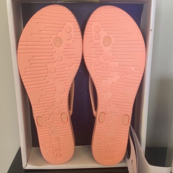 Stepping Stones Peach Pearl Rovmia Sandals by CCILU with Swarovski Crystals - Picture 7 of 9